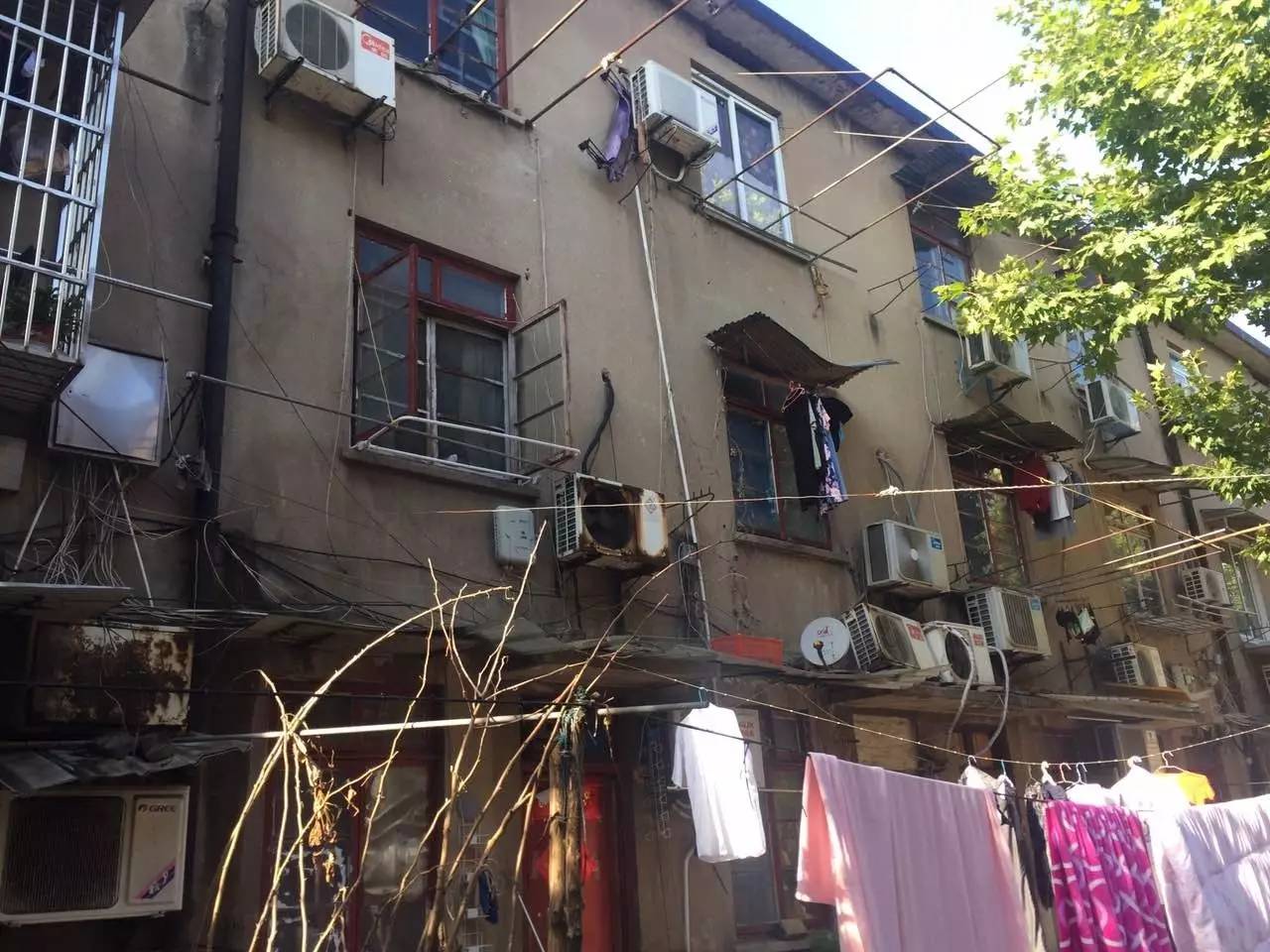 拍出115万元的32㎡萧山老破小,买主到底疯没疯?是赚还是赔?结果