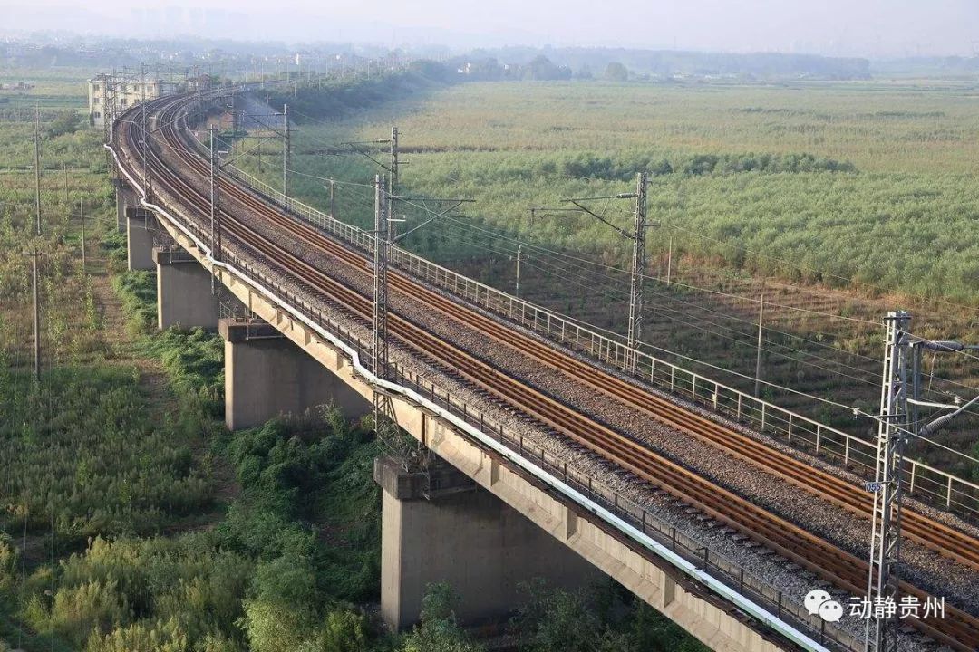 以及 兴永郴赣铁路途经罗甸和平塘后3个路线走向方案的经济价值及优势