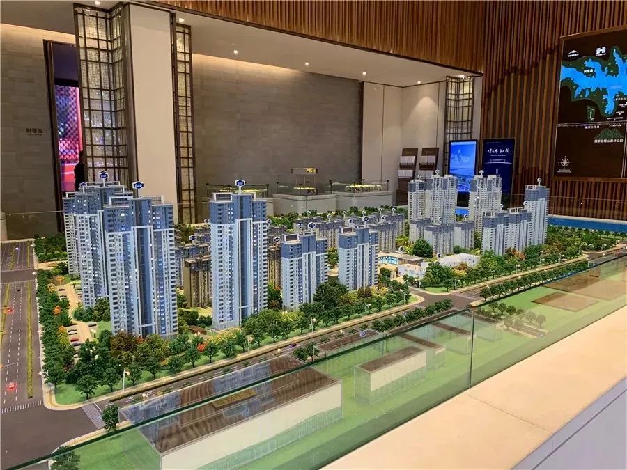与铂悦庐州府不同的是,国贸天成项目尚未首开,合肥便出台了调控政策