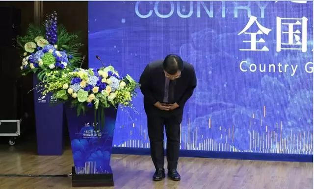 针对项目安全问题,碧桂园集团总裁莫斌,副总裁陈斌在见面会上先向与会