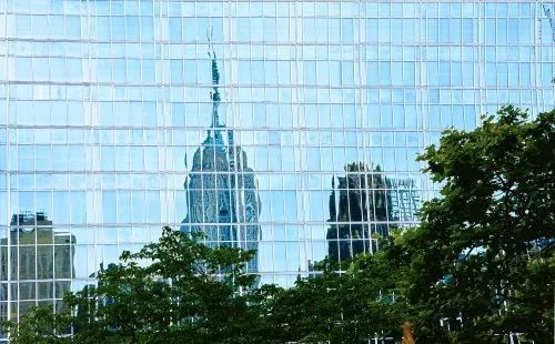 楼下经营楼上住人,这样的"通天房"要整治!