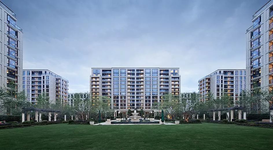 比如,市中心的 武林壹号,钱江新城的 蓝色钱江,蒋村的 西溪诚园,俏鼢