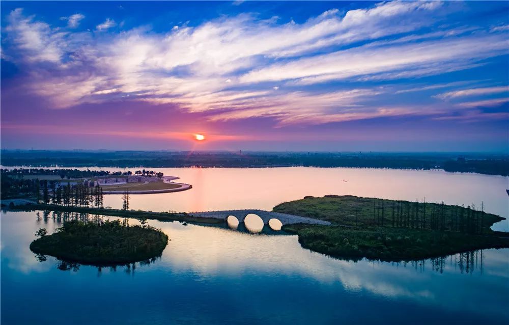 海宁城市风貌(图源:海宁地产) 4. >>hefeng·wenda  