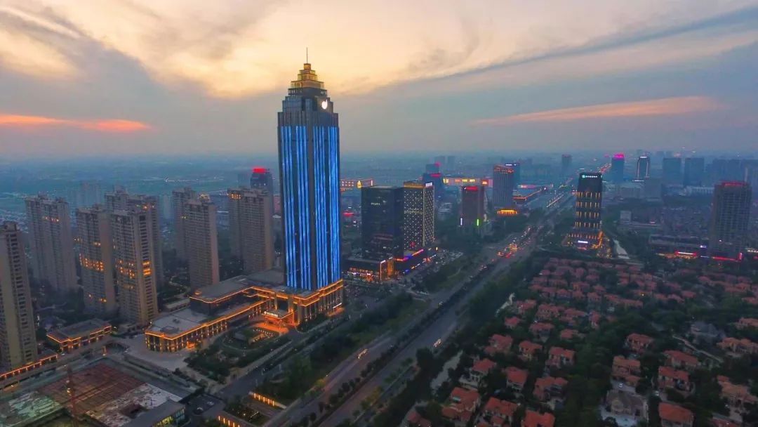 交付谍照流出!嘉兴万科在海宁的"big city",终于有了第一个范本